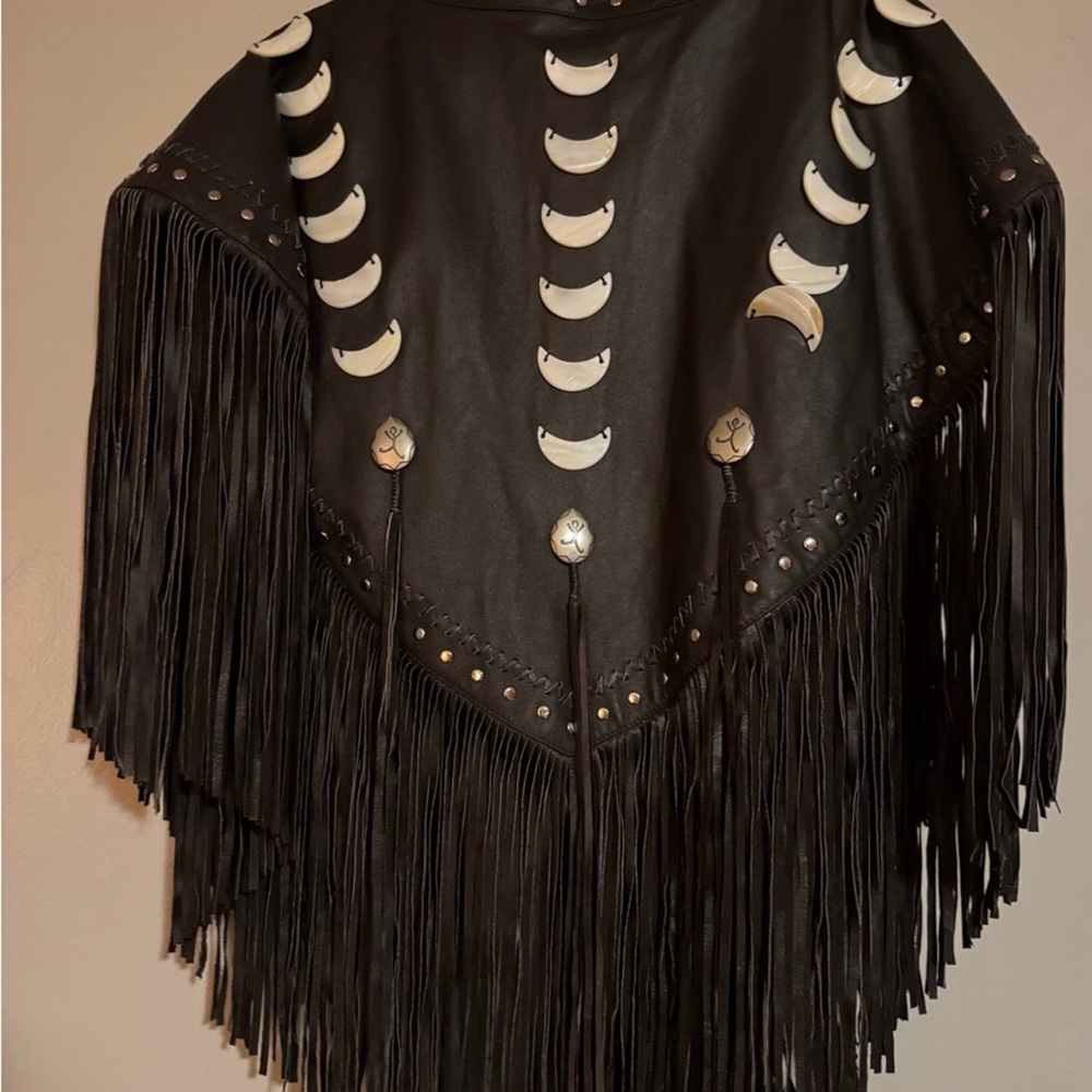 Stylish Brown Leather Jacket with Fringe